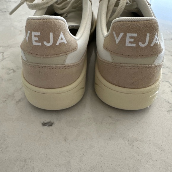 Veja v-10 sneakers - Picture 5 of 7